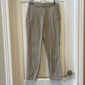 Men’s Old Navy Ultimate Straight Khaki Pants Size 30/32